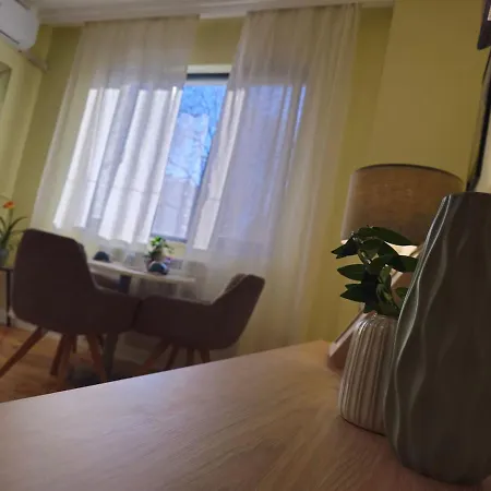 S Irma - Next To The Old Cathedral Apartman *