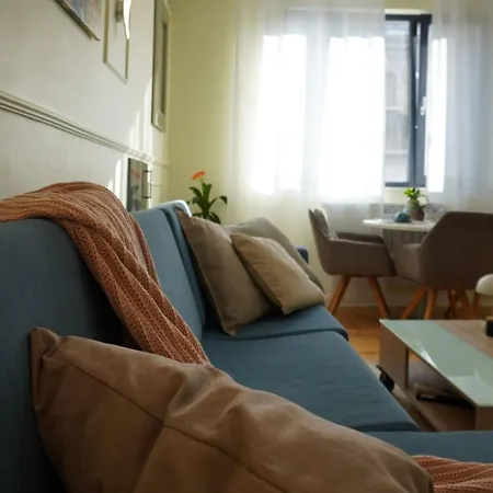 S Irma - Next To The Old Cathedral Szófia