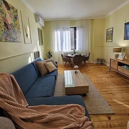 S Irma - Next To The Old Cathedral Daire Sofya